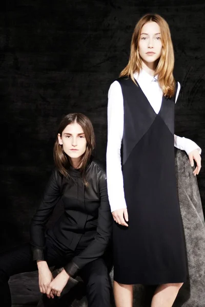 Look 2